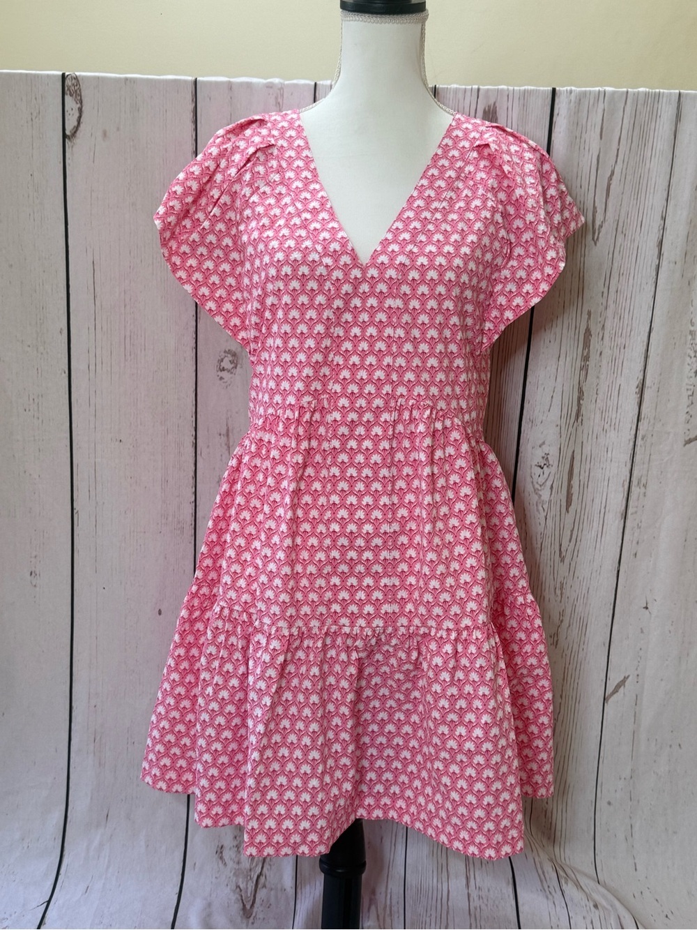 Vineyard Vines Pink Printed V-Neck Tiered Dress - Picture 4 of 7
